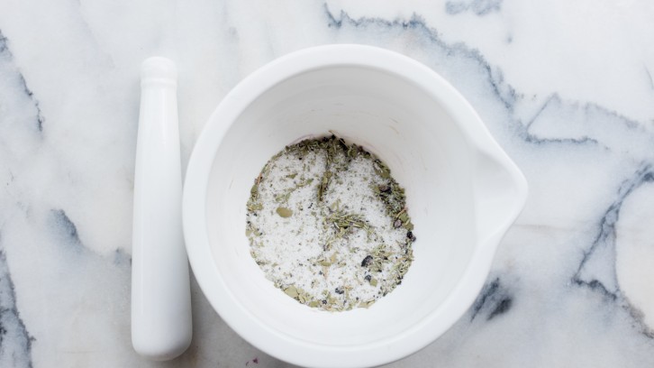 Edna the Pig, crosses the road.